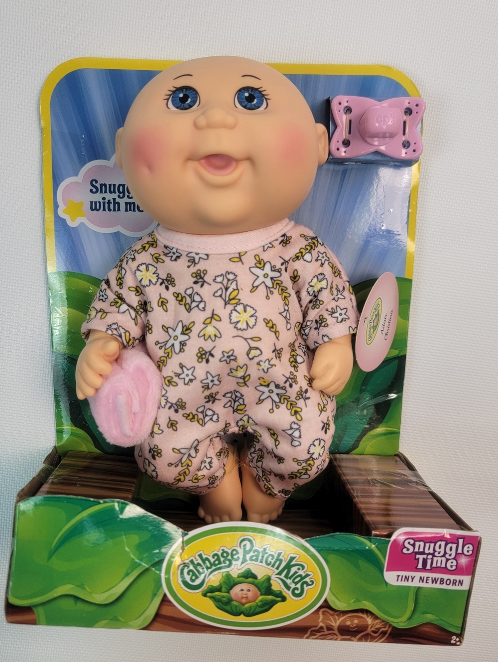 Cabbage Patch Kids Snuggle Time  Collectible 9 Inch Baby Doll Friend Blue Eyes